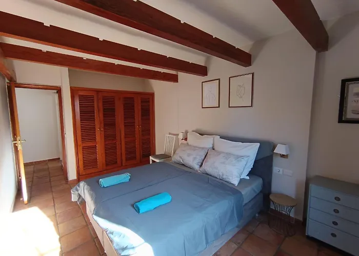 Modern In Poblado Marinero * Acantilado de los Gigantes