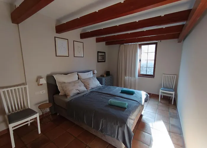 Modern In Poblado Marinero Acantilado de los Gigantes