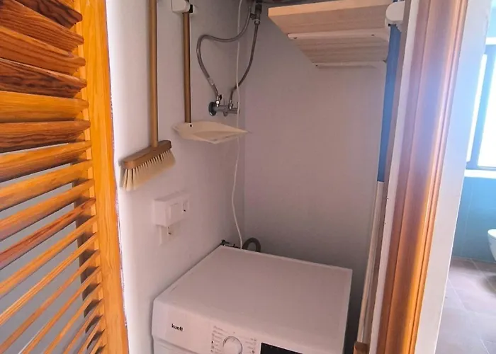 Modern In Poblado Marinero Acantilado de los Gigantes